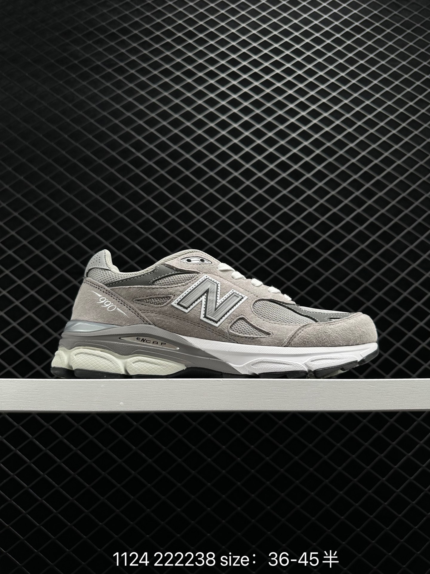New Balance W990